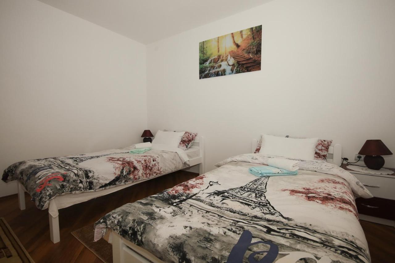 Apartman Lucija & Luka Otočac Exterior foto
